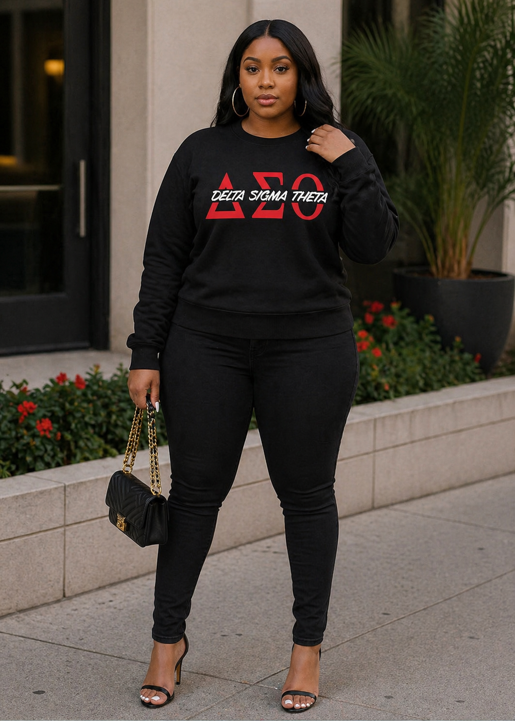 ΔΣΘ mid length embroidered sweatshirt