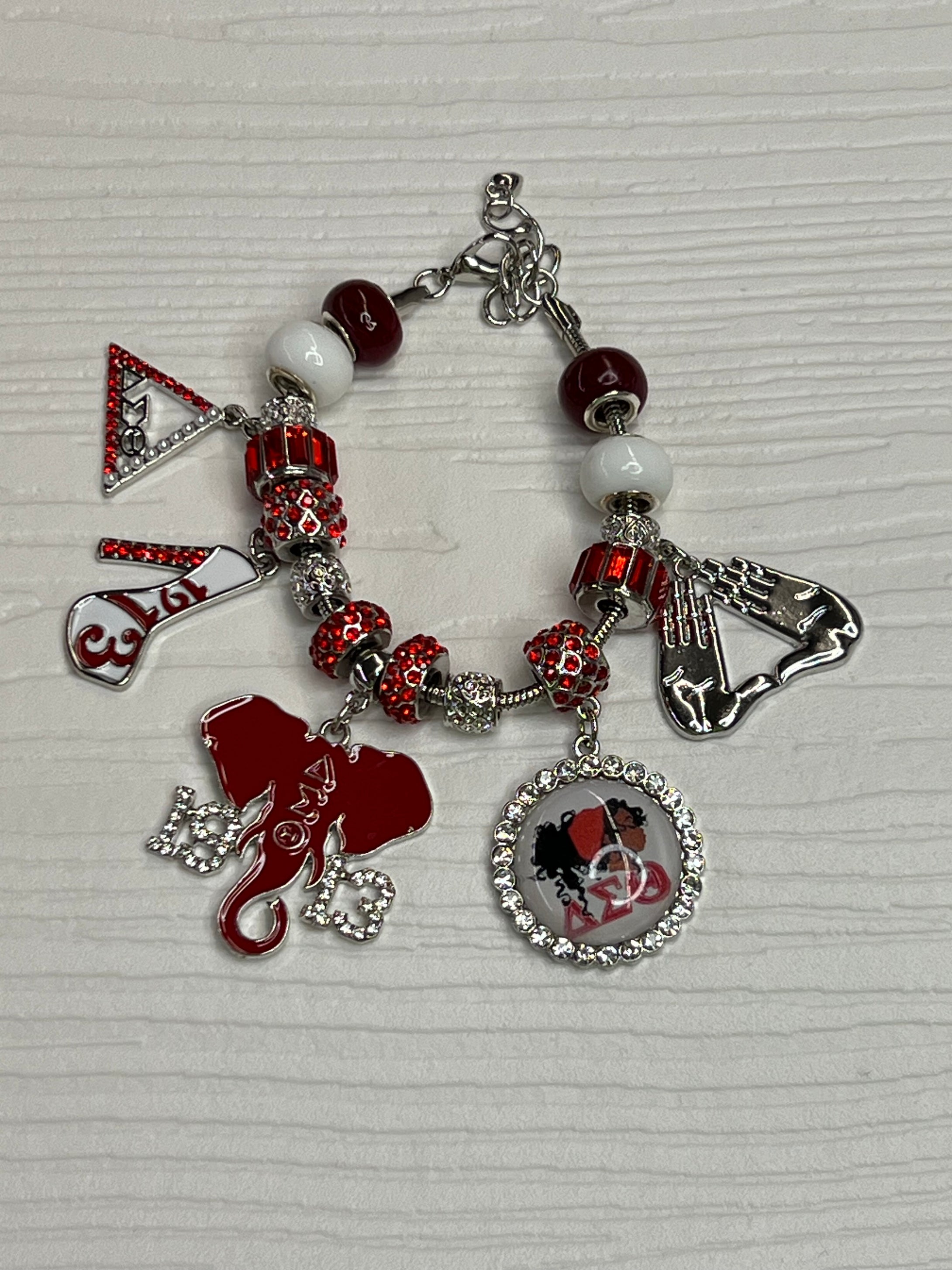 Five Charm beaded bracelet