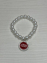 Load image into Gallery viewer, DST Pearl Bracelets
